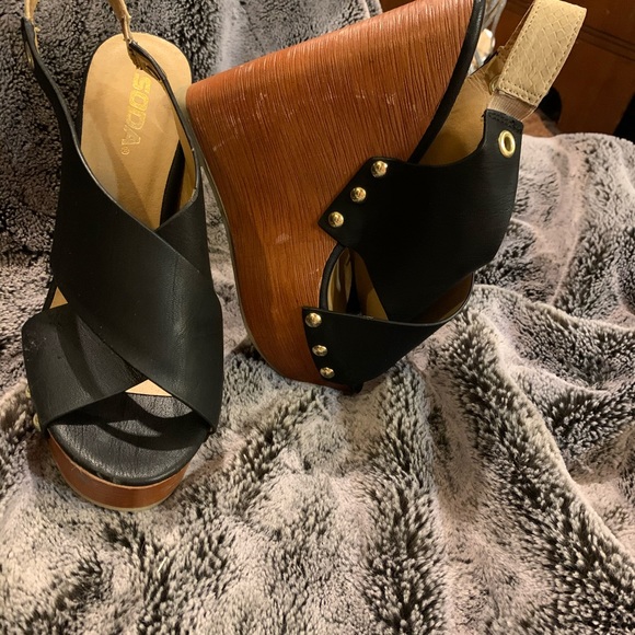 Wedges - Picture 2 of 3